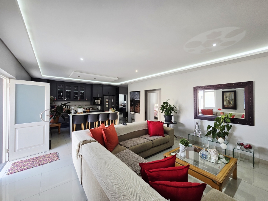3 Bedroom Property for Sale in Kraaibosch Country Estate Western Cape